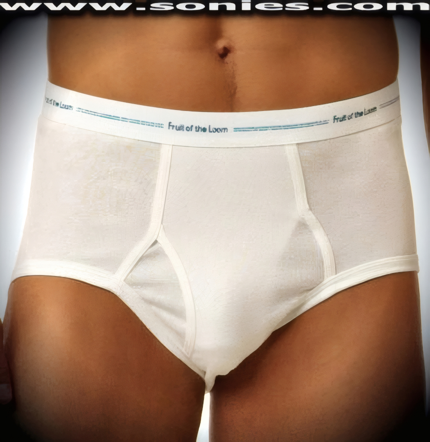 The Fruit of the Loom 3-Pack Basic Brief, from the Fruit of the Loom underwear collection. Made from 100% ultra-soft cotton for supreme comfort against your skin. This Fruit of the Loom brief features a Plush-Backed Waistband for Unobtrusive All-Day Wear, Full Back Bottom and it comes in a Convenient 3-Pack for Stocking Up. Strong seams on this Fruit of the Loom Basic Brief offer extra durability. All-time classic underwear essential for every man.     Style: FOTM795