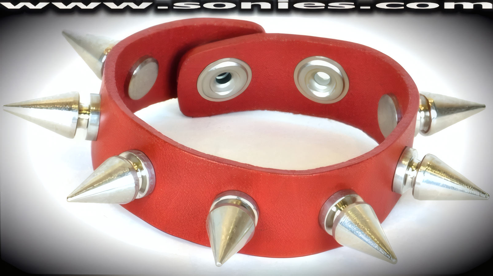 Bring out your wild side wearing this Diablerets quality �-inch wide leather wristband with a single row of �-inch long screw on metal spikes and adjustable metal snaps closure (Sold as adult novelty only. This item may not be legal in your state or country therefore it is your obligation to check local and state laws before ordering). This style is perfect for stage, life style events, pride week, monthly play parties, fetish events and adult alternative lifestyle gatherings.   Style: LC-SPIKE3