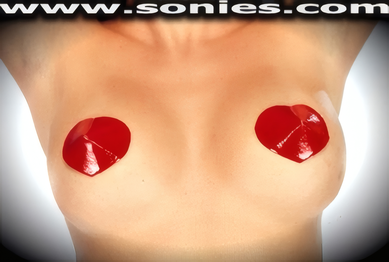 Play the Seductress with Guaranteed Success wearing these Magnificent Red Patent Leather Heart Shaped Pasties. For stage or bedroom performance and can be worn by Professionals or Semi Pro Burlesque Dancers (Glue Included).   STYLE: P924R