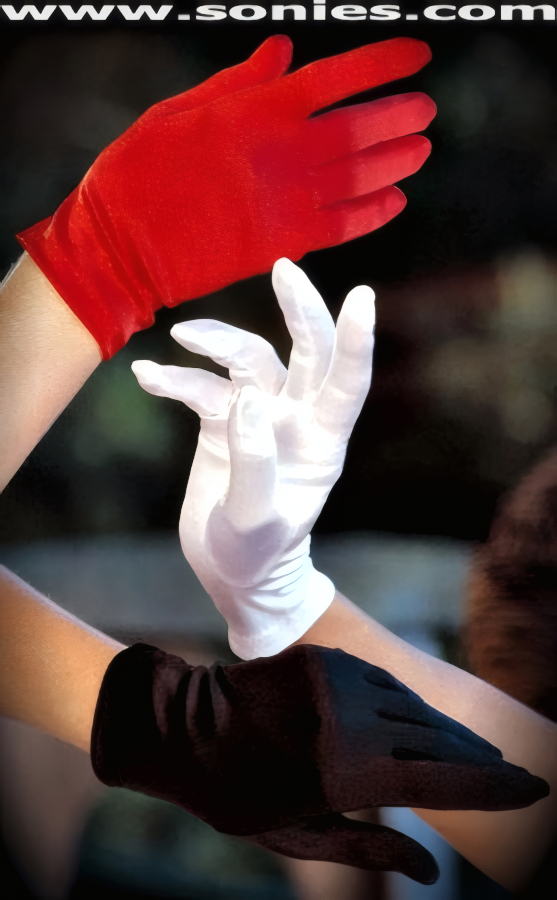 Show that you can be playful and roguish in these glamorous and shiny wrist length satin Lycra gloves (15% Lycra, 85% Nylon). It pairs beautifully with any number of vestures. This style is perfect for formal, bridal, prom, d�butante and Opera Ball.   Style: MFG-72802