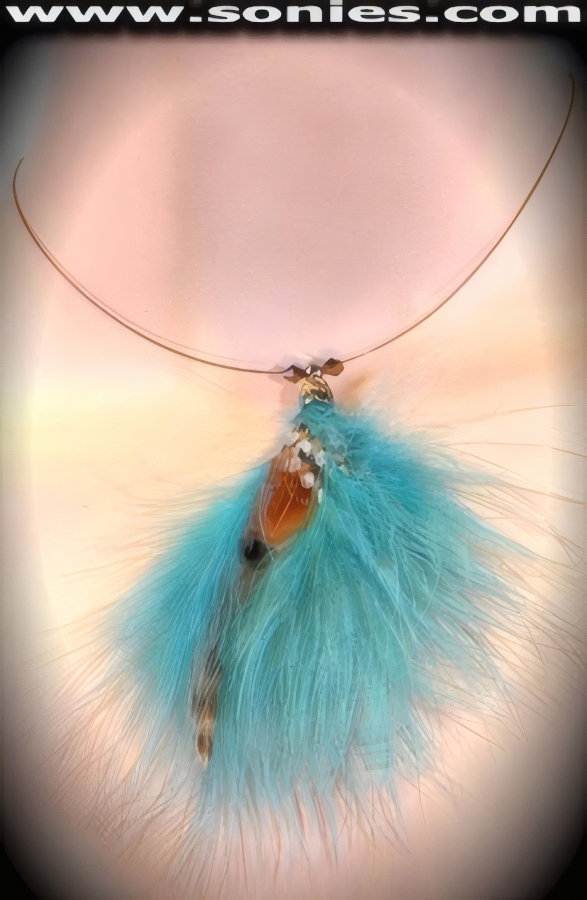 Exquisite Black Wire Necklace with Dangling Metal Chain and Ball Tip Finish. Two Black Diamond Beads on Either Side of Metal Dome Mystery Dual Contrasting Feather Holder. 15-Inch Length.   STYLE: SJN-09